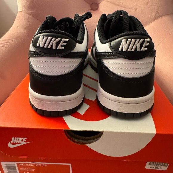 Nike Dunk Low Panda Sneakers | Kids 4.5 - Picture 5 of 6